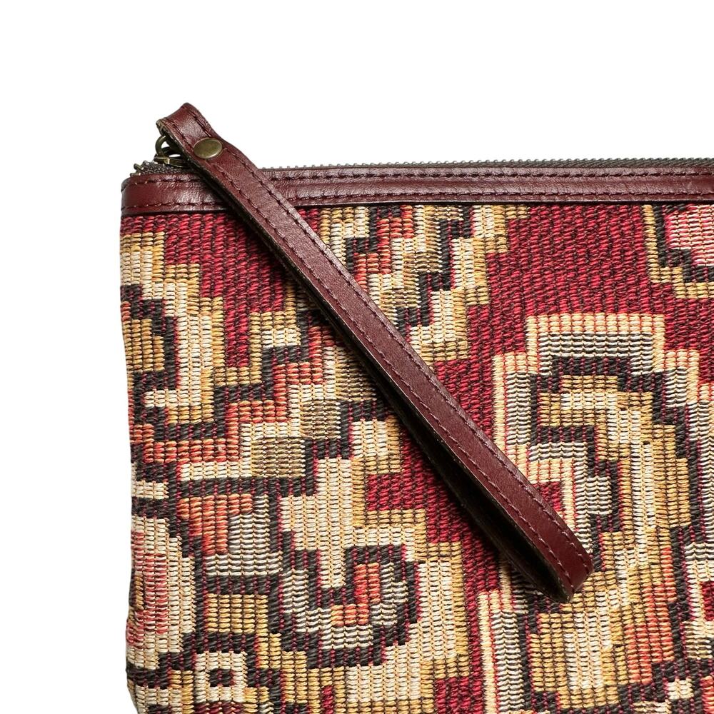 Patricia Nash | Women | Cassini Red Leather Trim Peruvian Tapestry Wristlet - Picture 8 of 9